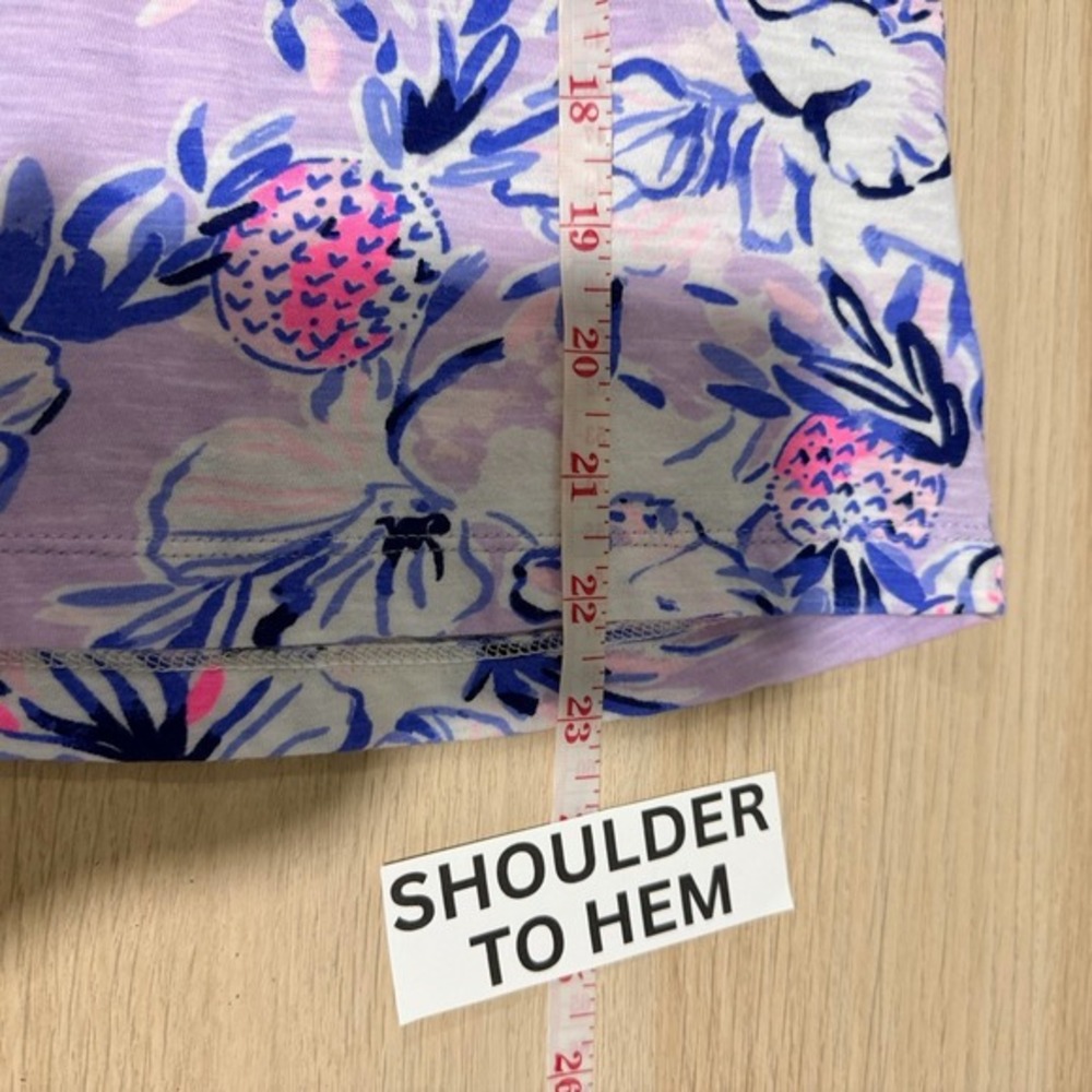 Lilly Pulitzer Size XS Essie Tank Top Sleeveless Shirt Trunks In The Air Print - Picture 7 of 7